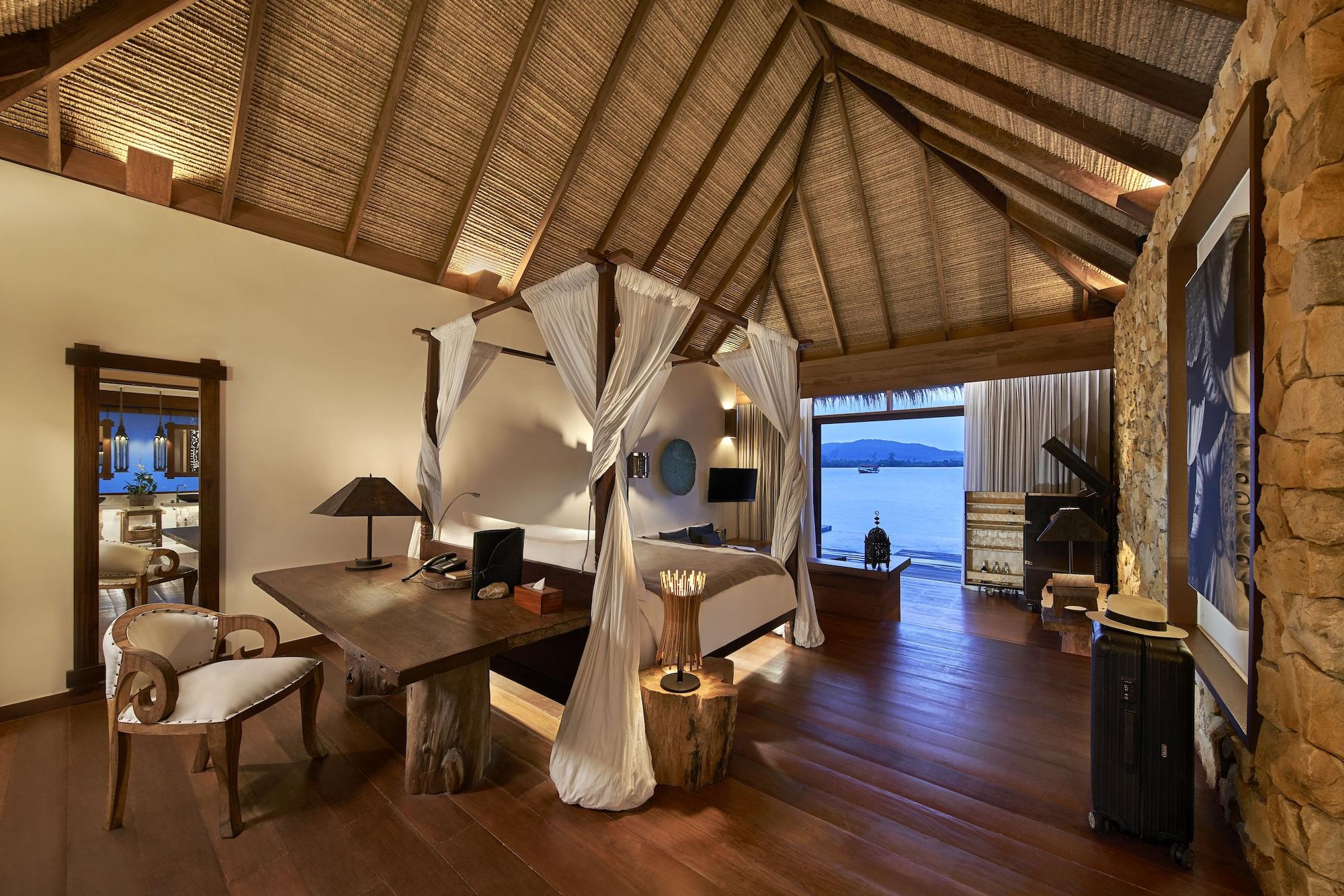 Отель Song Saa Private Island Prek Svay Village Экстерьер фото