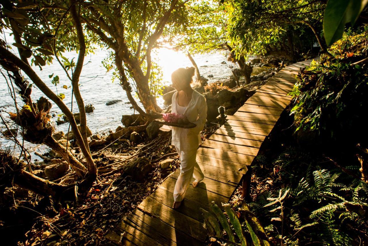 Отель Song Saa Private Island Prek Svay Village Экстерьер фото