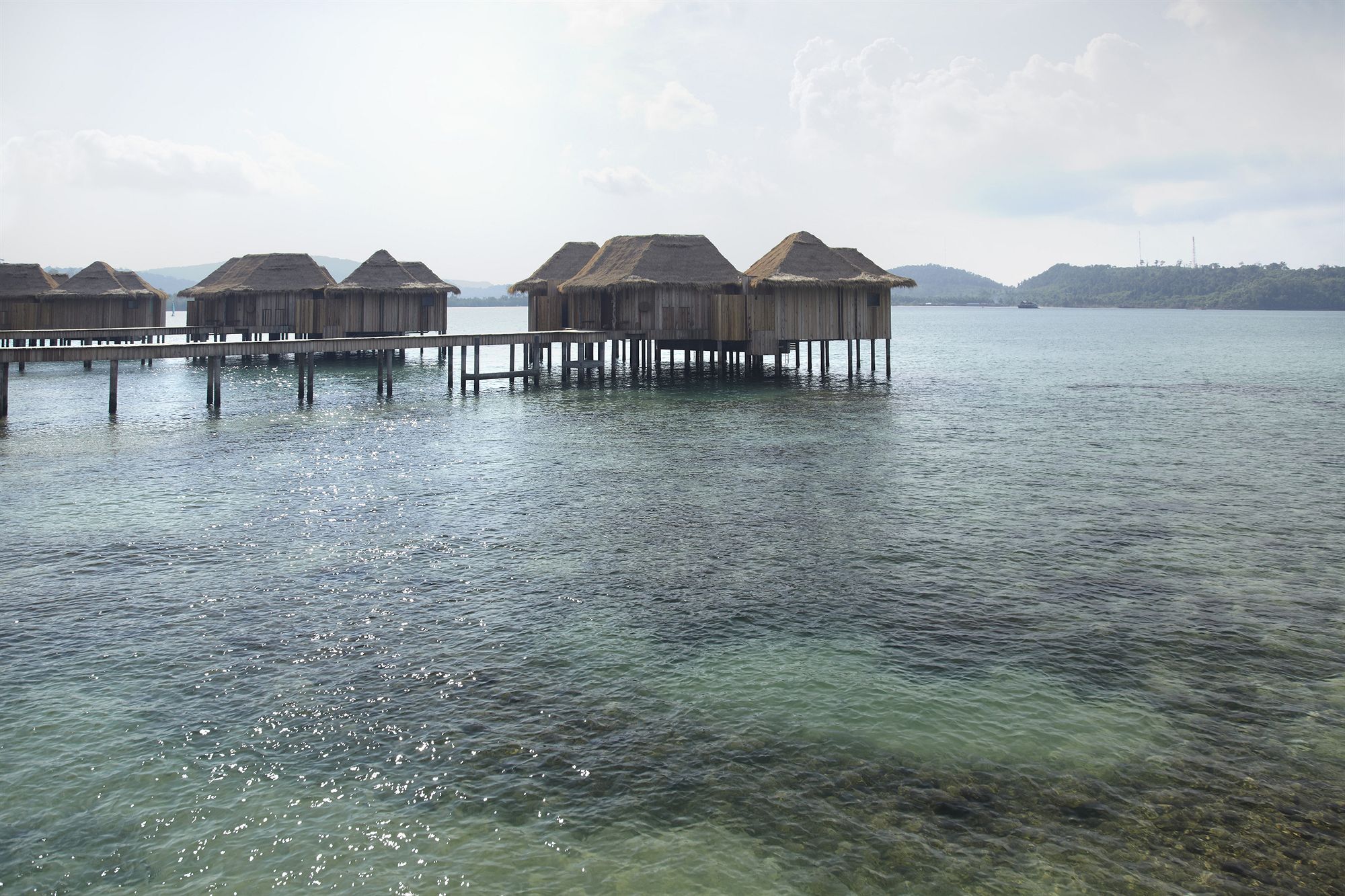 Отель Song Saa Private Island Prek Svay Village Экстерьер фото
