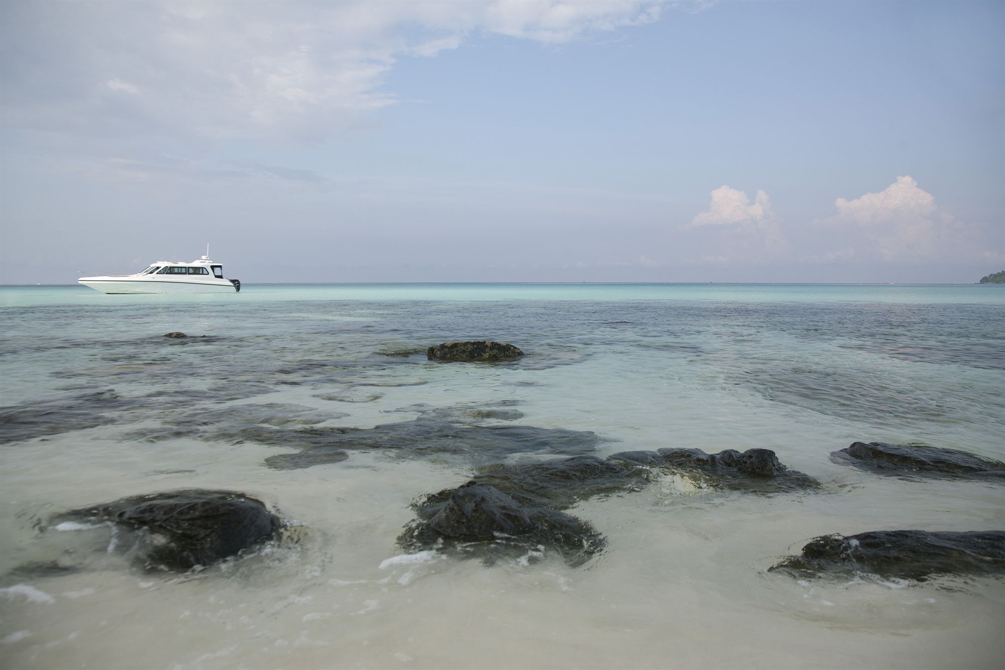 Отель Song Saa Private Island Prek Svay Village Экстерьер фото